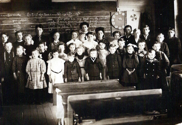 Bullitt County Schoolroom typical for the Eighth Grade Examination from 1912